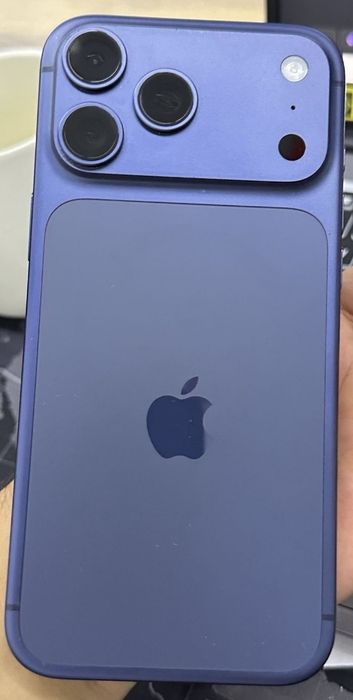 Iphone 17 PRO MAX Blue