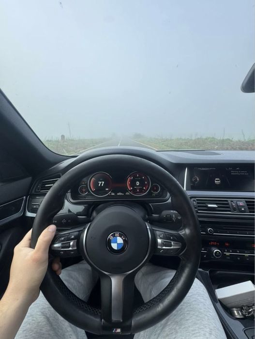 BMW SERIA 5F10 2015