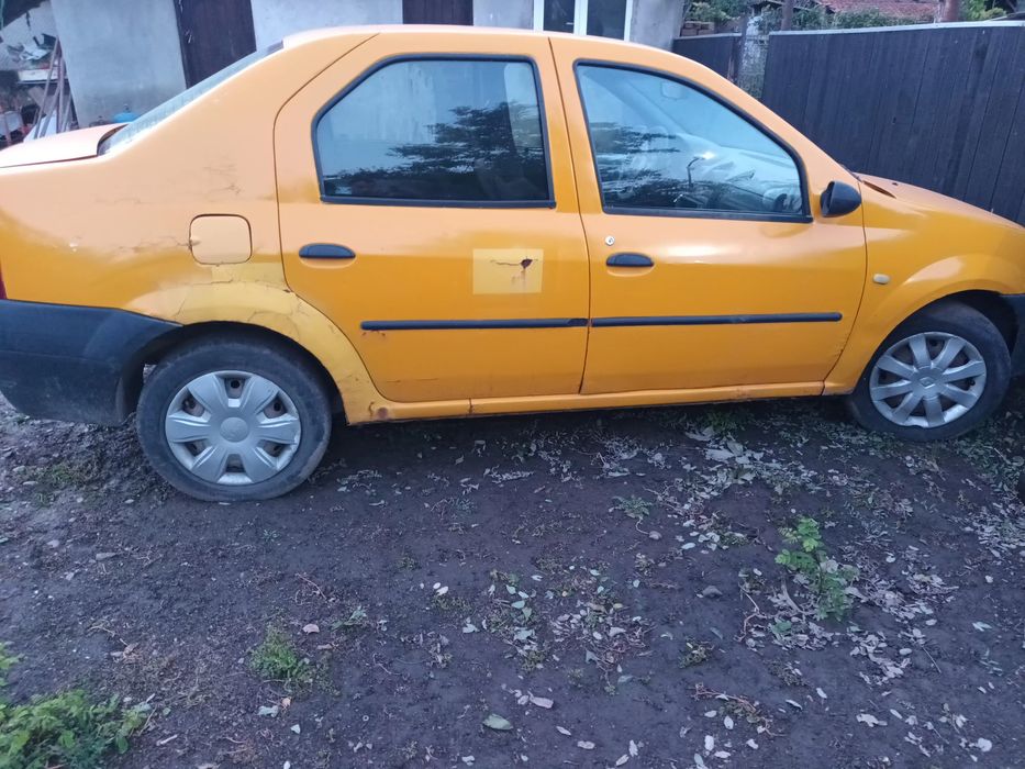 Logan 2005 masina nu mai are itp și asigurare o dau pt dezmabrat