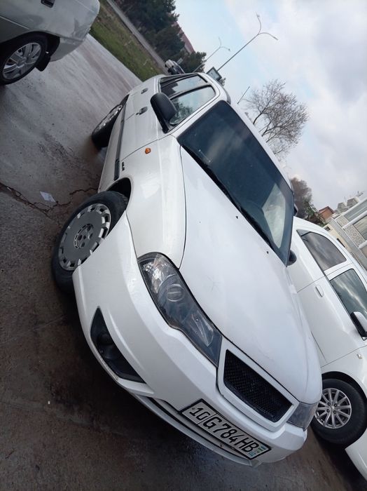 Срочна Нексия 2 сотилади