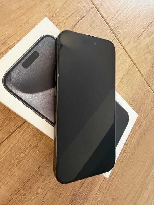 Iphone 15 pro stare foarte buna