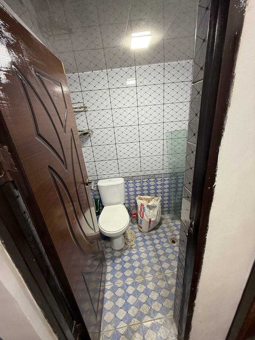 Мирабадский р. Рядом американский школы