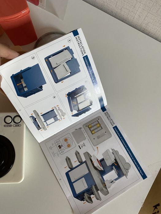 Синя малка детска кухня с мивка с течаща вода - 46 см.