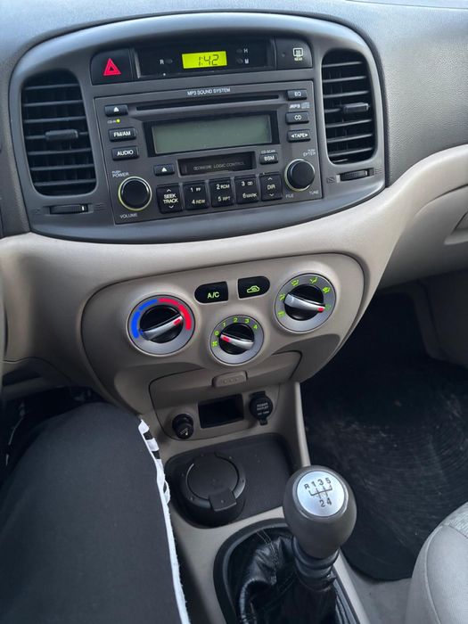 Hunday accent de vanzare