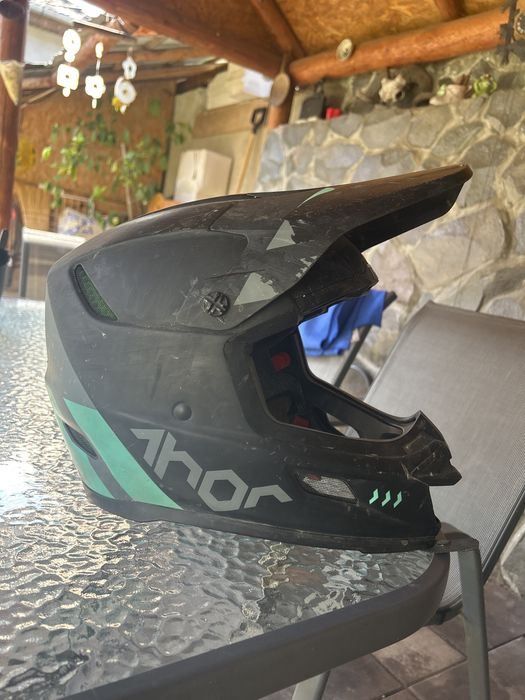 Casca thor aproape noua