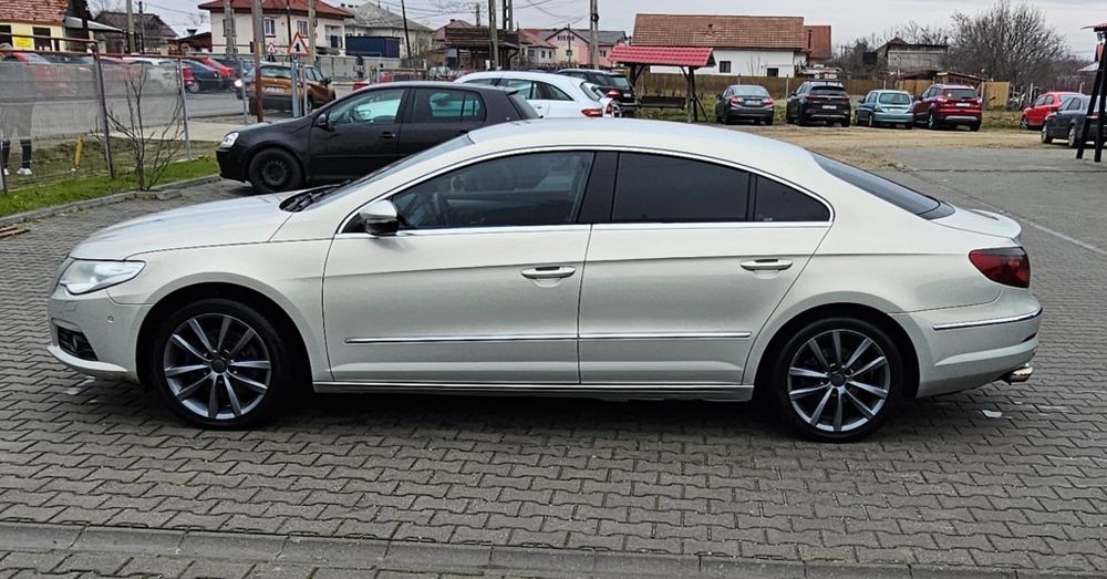 Volkswagen Passat CC 2009