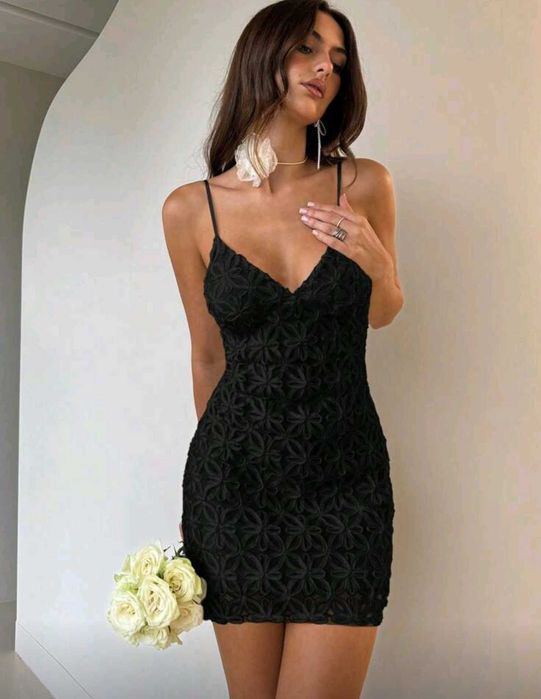 Къса черна  рокля