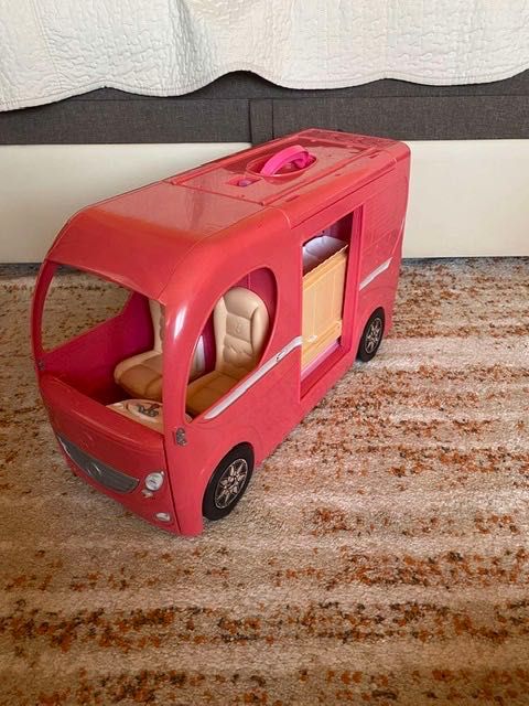 Кемпер каравана Barbie