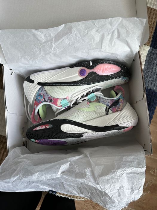 Лининг Алл сити 14