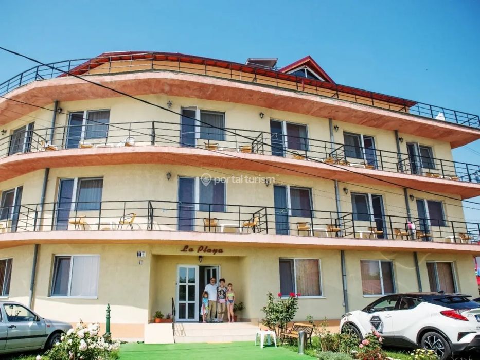 Apartamente in rate,prima linie la mare