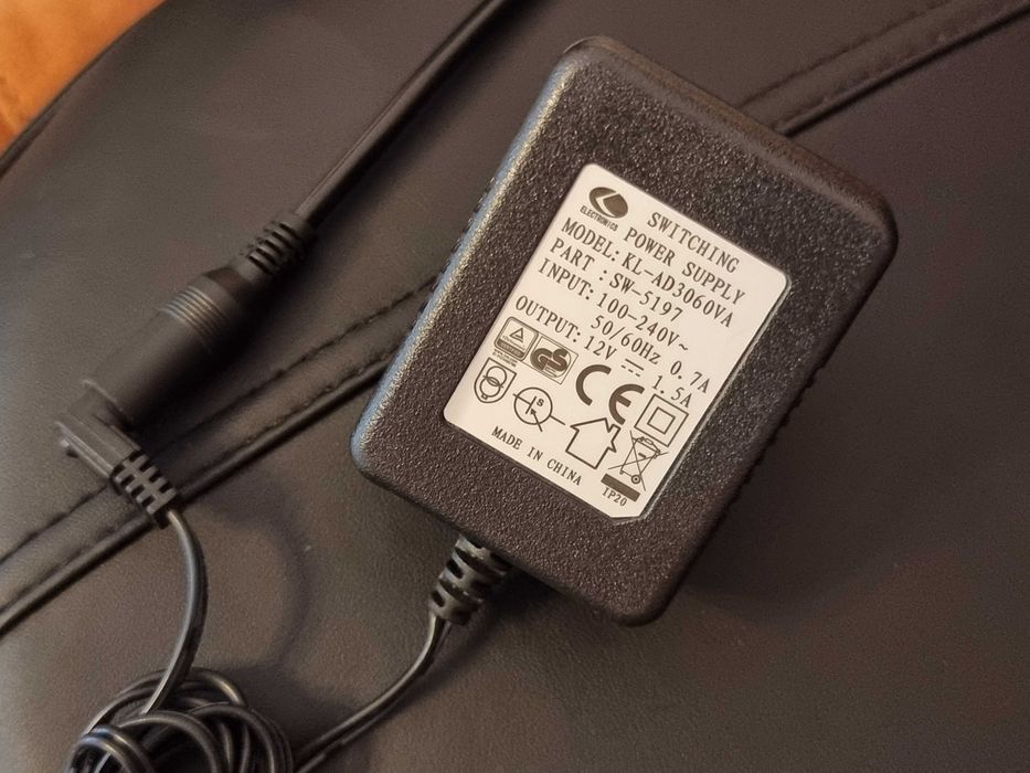 Perna electrica pentru masaj, cu telecomanda