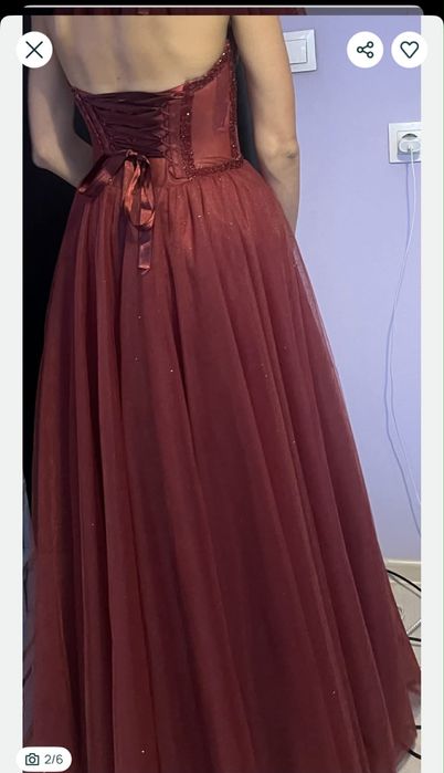 Официална рокля