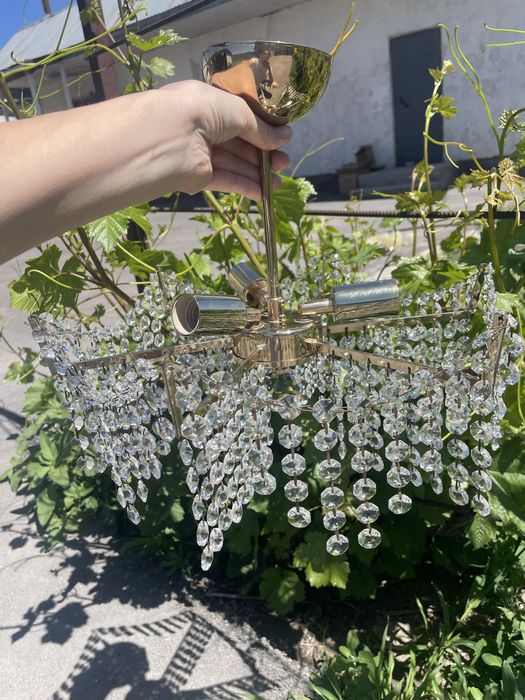 Б/у люстры 3 шт.