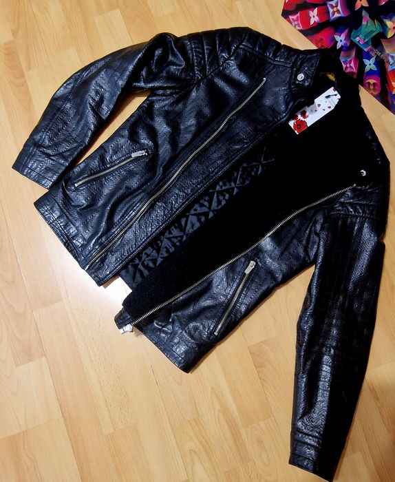 Jacheta matlasata Zara sezonul rece,pielececo,insertii blanita