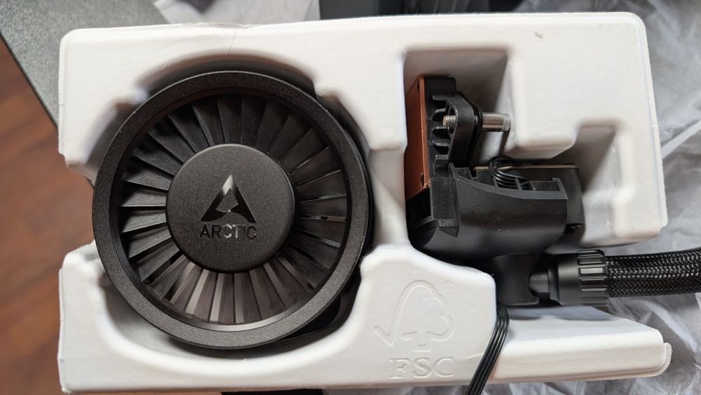 Cooler CPU AIO ARCTIC Liquid Freezer III Pro 240