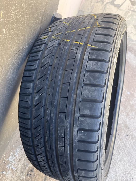 Продам 2 резины на 19