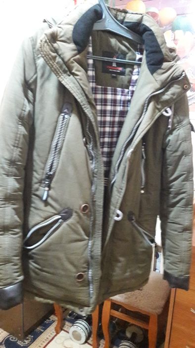 Куртка фирменная  очень тёплая