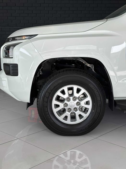 Mitsubishi L200 Pickup