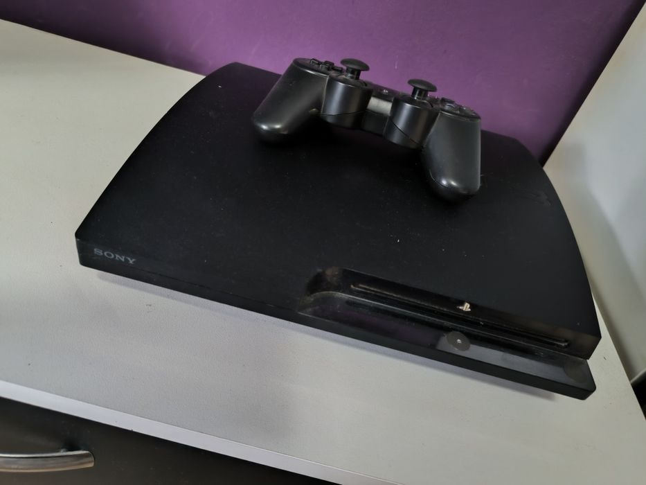 Playstation 3 120 gb  Хакната.