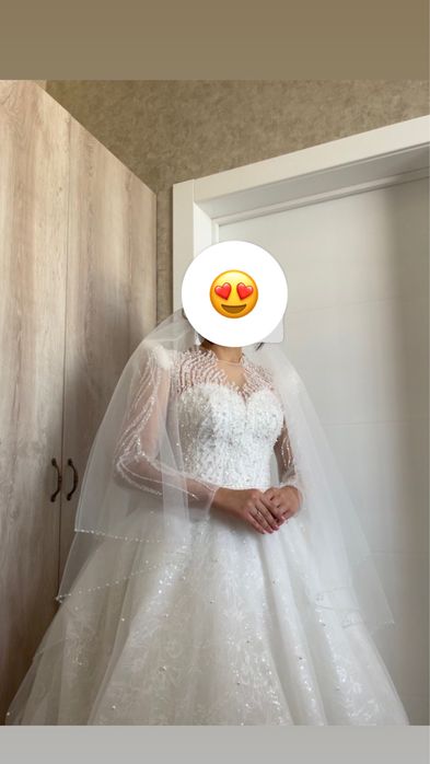 Свадебное платье