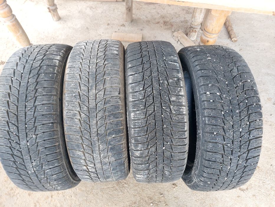 Шины зимние комплект