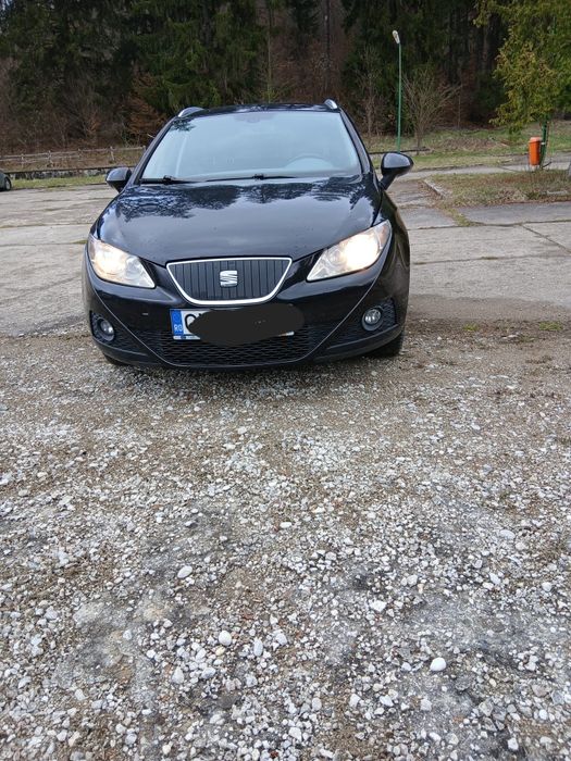 Vând Seat Ibiza 2011