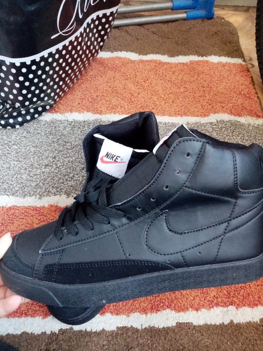 Ботинки размер 40