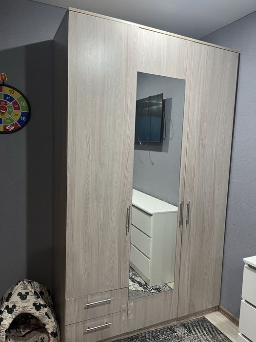 Продам шкаф.