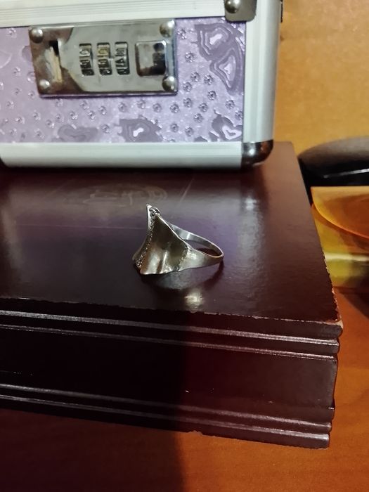 Серебро 925 проба.