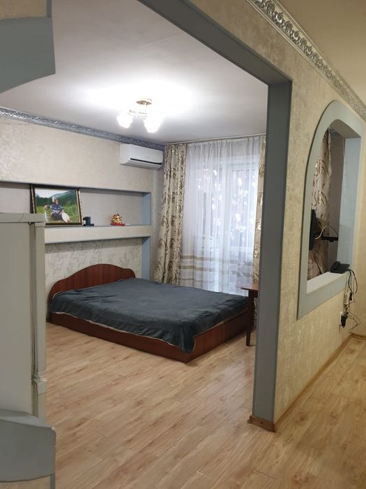 Продам квартиру .