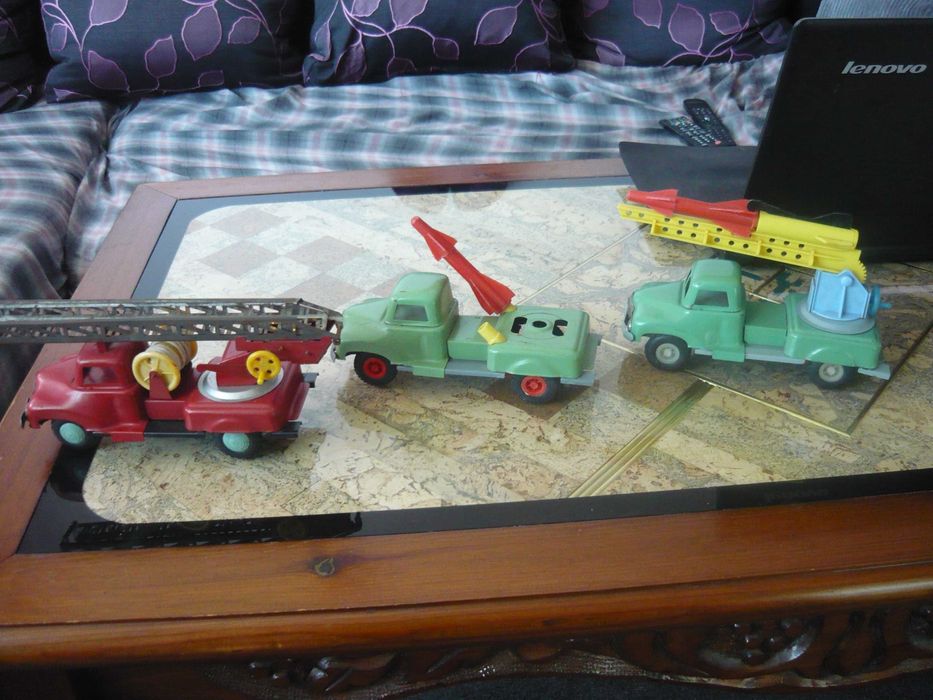 Стари камиончета за колекция