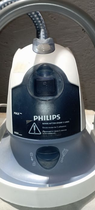 Продается отпариватель Philips