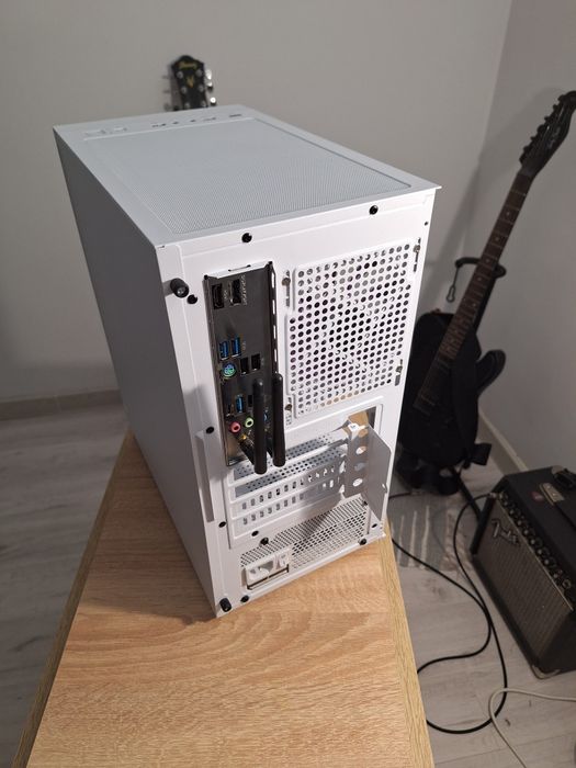PC Gaming Ryzen 7 5700G, 2 * 16 GB DDR4 3200mHz, SSD + HDD