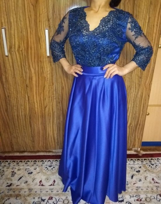 Продам нарядное вечернее платье