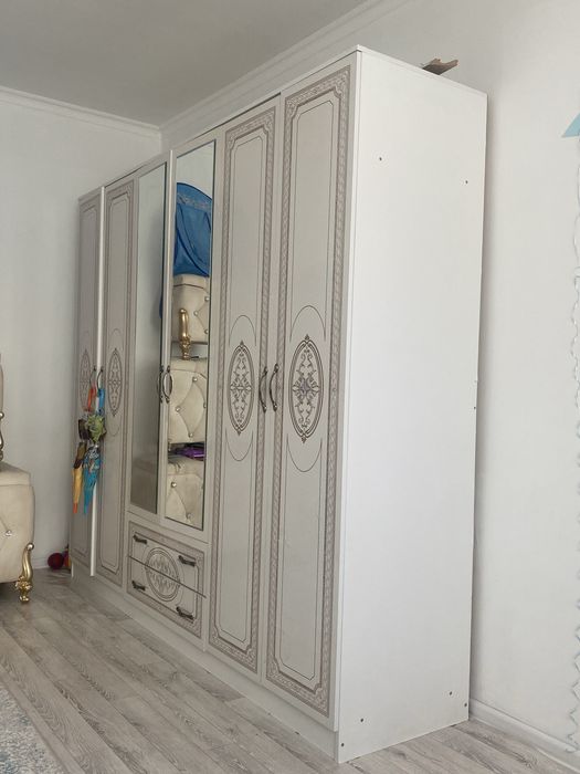 Продам спальный гарнитур + детскую кровать
