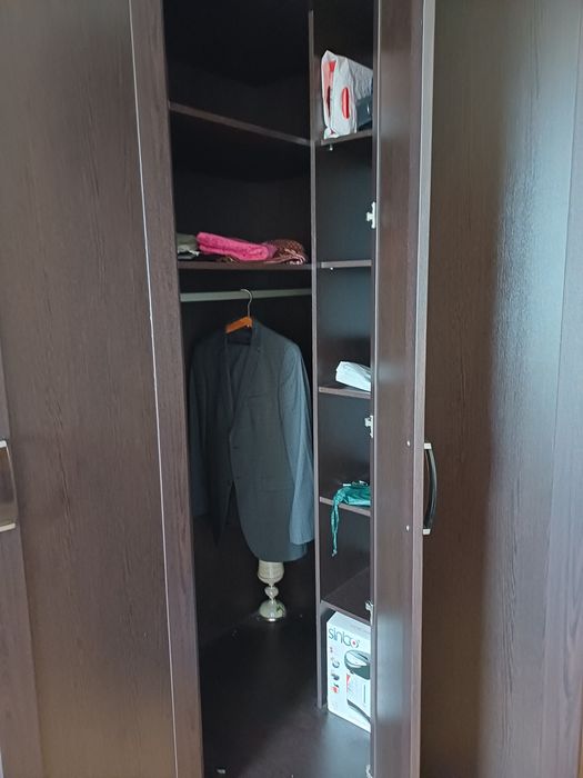 Шкаф угловой вестимый