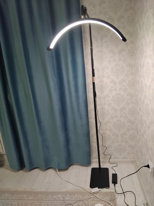 Лампа луна новыи