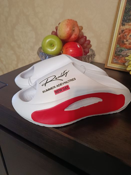 Летние шлепки женские