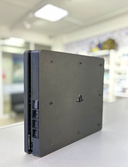 PlayStation 4 Slim