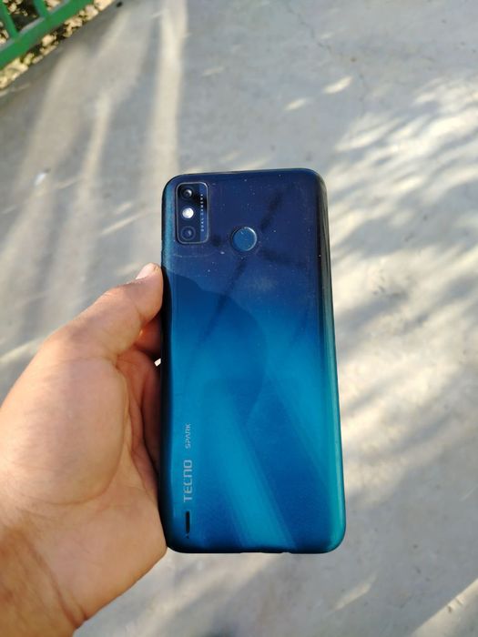 Tecno spark 6go,