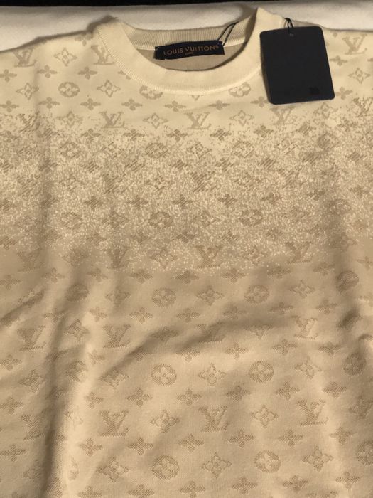 Bluza Louis Vuitton , calitate premium , pe stoc , noua , L