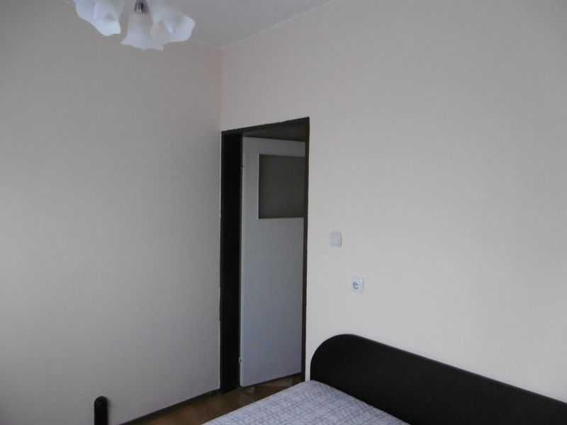 Двустаен апартамент в Дружба 2