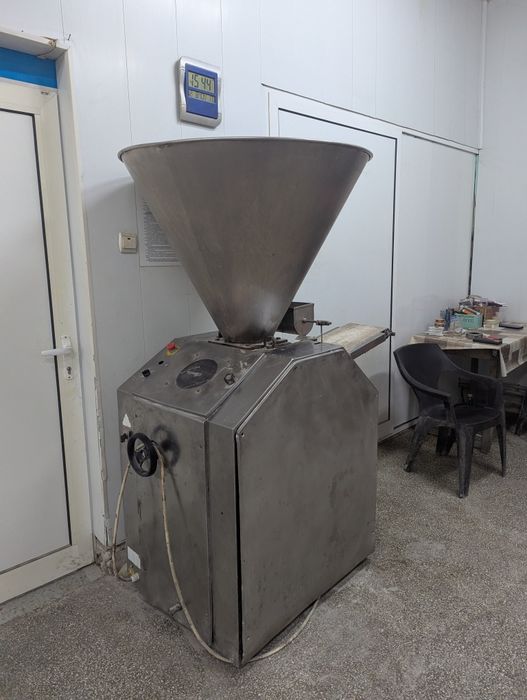 Тестоделител 350г - 900г