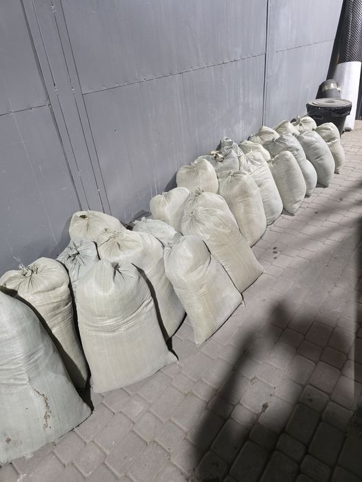 Продам опилки древесные 25 мешков