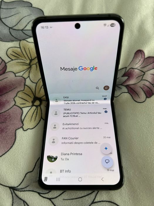 Samsung flip 4 128 GB