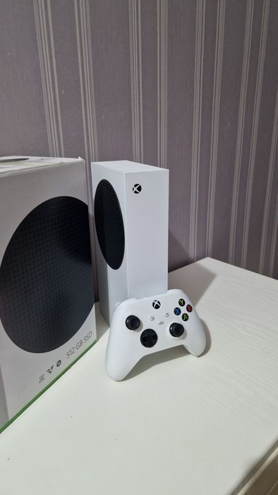 Xbox Series S 512GB с 1 оригинальным геймпадом и топовыми играми