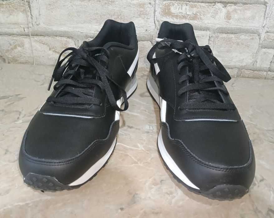 Reebook numărul 48-49