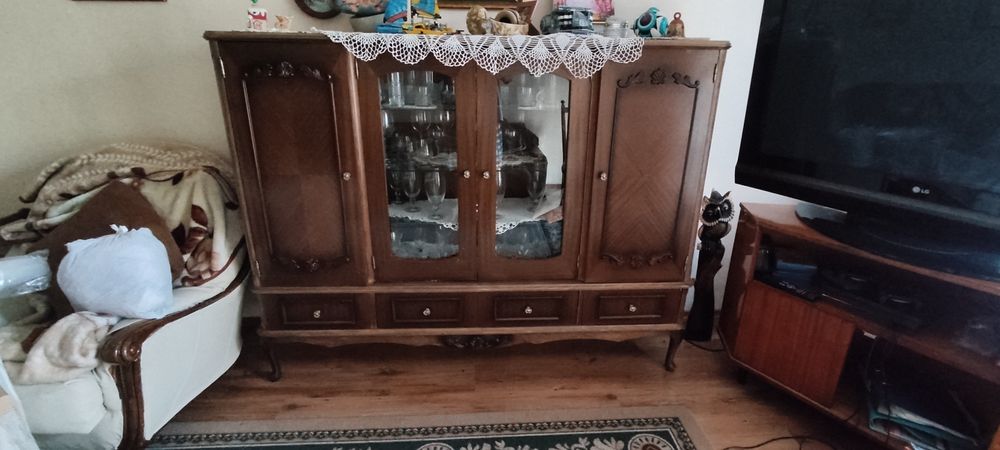 Винтидж шкаф витрина лот