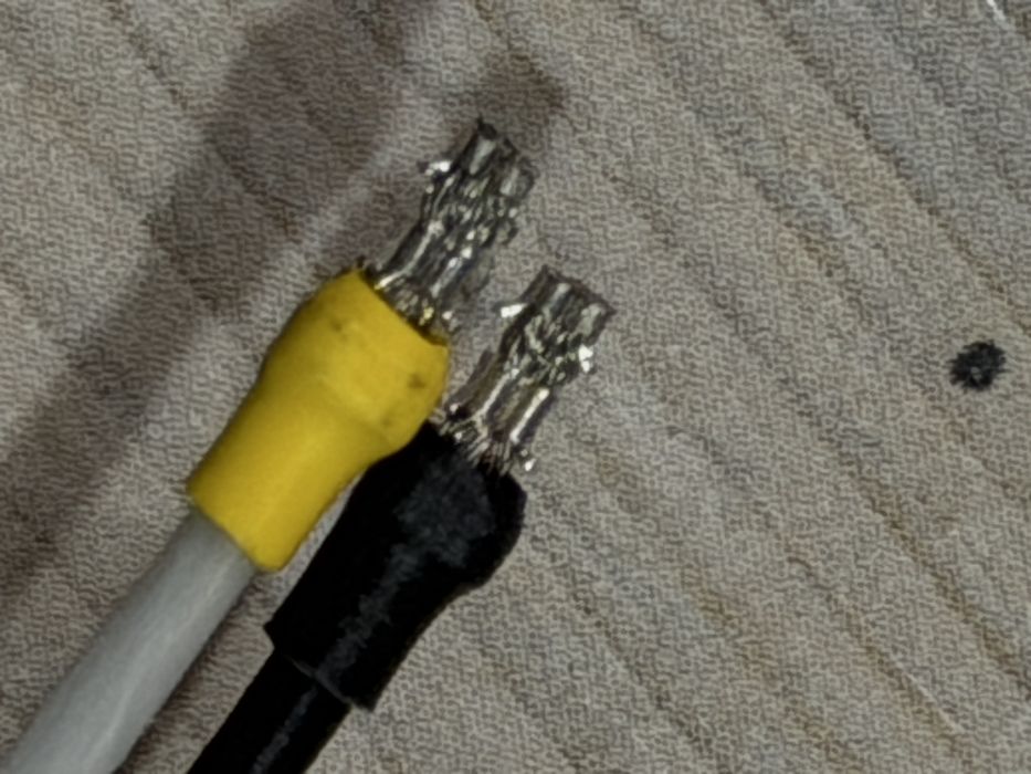 Зарядка для macbook 20 10 год до 20 16