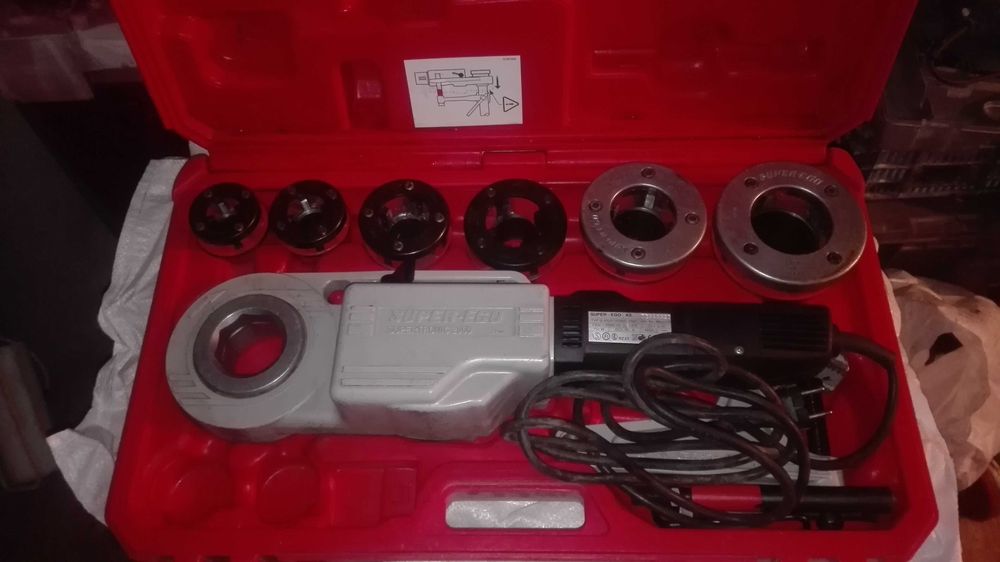 Hilti Scule si altele.